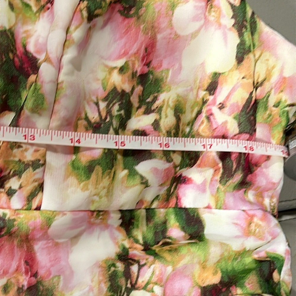 Signature Ella Midi Floral Dress, size 16W. - Picture 3 of 5